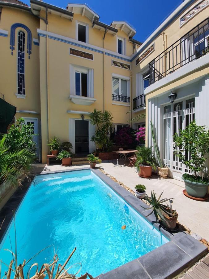 B&B Le Patio En Ville - Chambres D'Hotes Narbonne Exterior photo