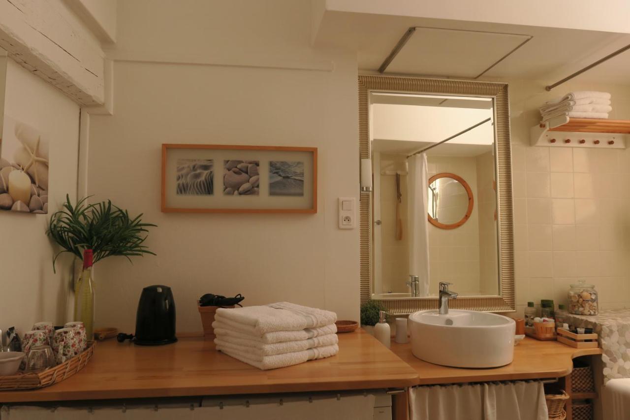 B&B Le Patio En Ville - Chambres D'Hotes Narbonne Exterior photo